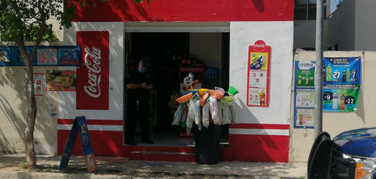 Asaltan a tendero y lo apuñalan en Villas del Sol