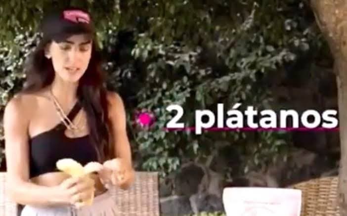 Critican a Bárbara del Regil por poner 'plátanos sin carbohidratos' a receta de galletas