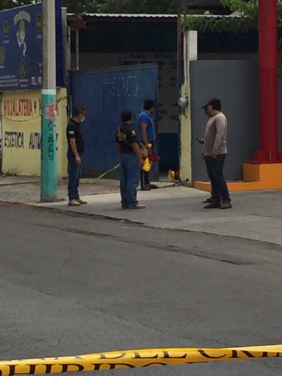 “Rescata” abogado a tres detenidos en taller con coches robados en Chetumal