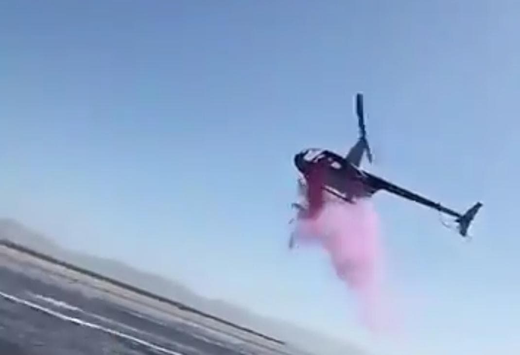 Video: Hija de senador de Morena ¡usa helicóptero para anunciar el sexo de su bebé!