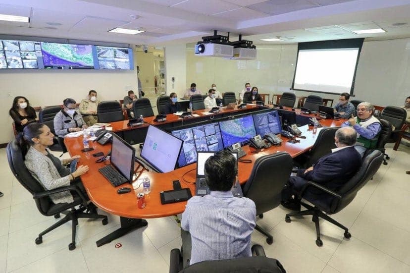 Por Covid-19, más de 300 contagios y 32 muertes de servidores públicos en Cdmx