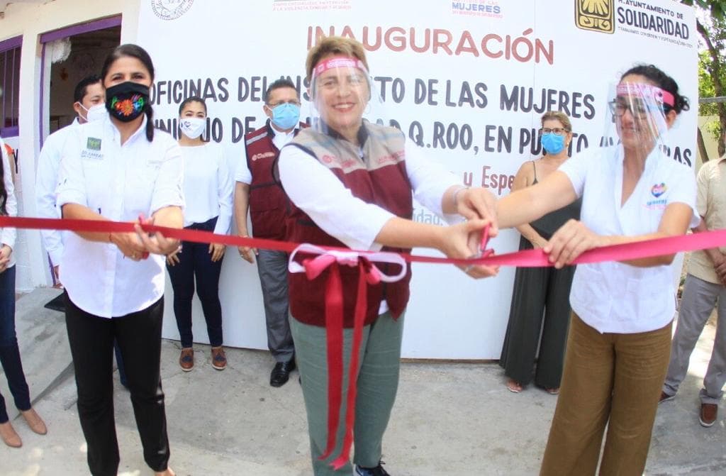 Inauguran oficinas del Instituto de las Mujeres en Puerto Aventuras para erradicar la violencia