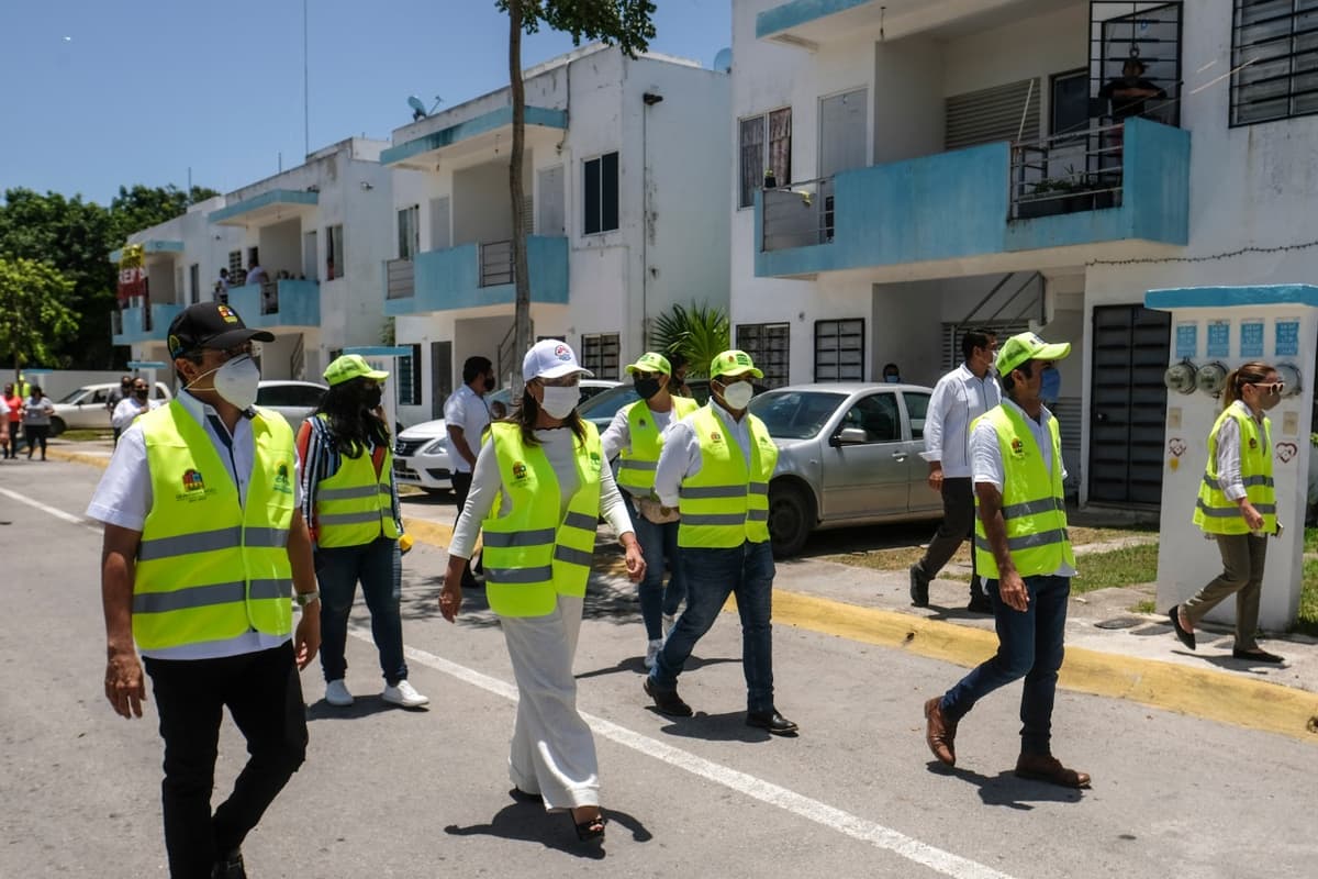 Reconoce Mara Lezama labor de brigadas en entrega de ayuda alimentaria en Cancún