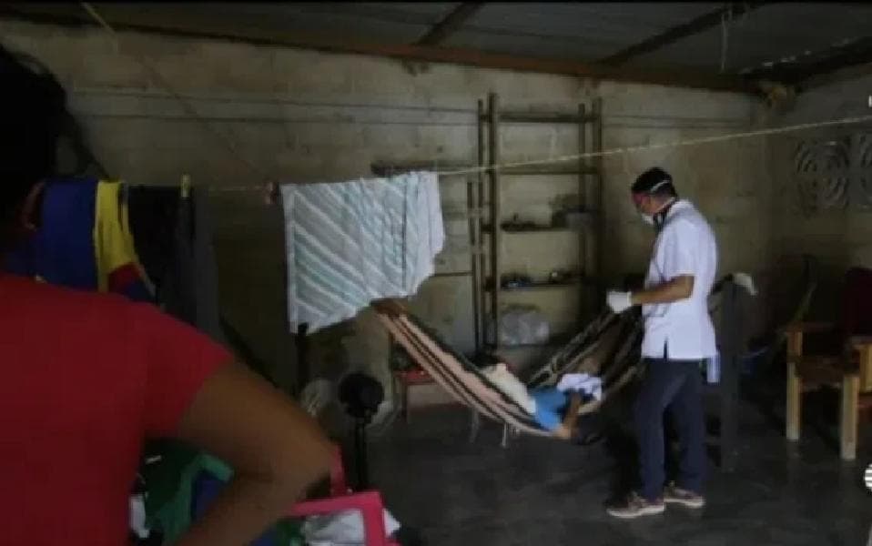 Doctor mexicano logra sacar adelante a más de 100 pacientes con Covid-19