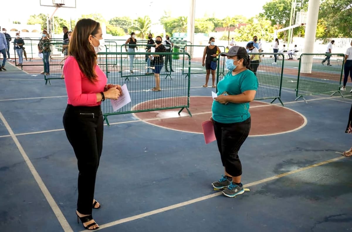 Reconoce Mara Lezama esfuerzo de padres y alumnos ante el inicio de clases