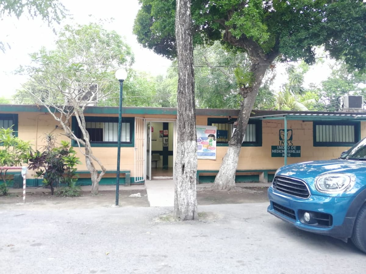 El colmo, se queda sin agua UMF 12 del IMSS en Puerto Aventuras