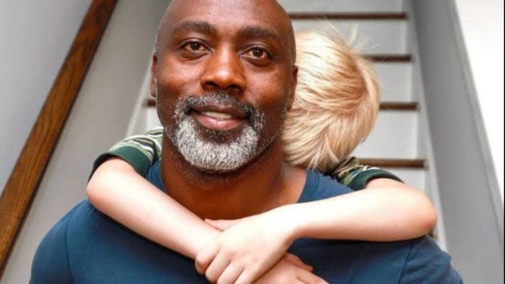 'Me acusaron de secuestrar a mi hijo adoptivo blanco' denuncia afroamericano