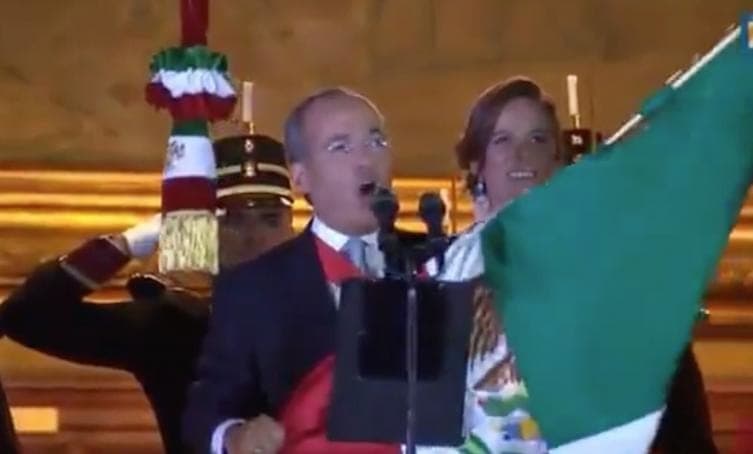 Calderón recuerda su Grito de Independencia de 2010... y lo trollean en redes