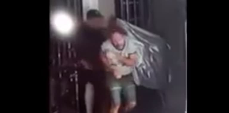 Captan secuestro doble a plena luz del día en Cancún