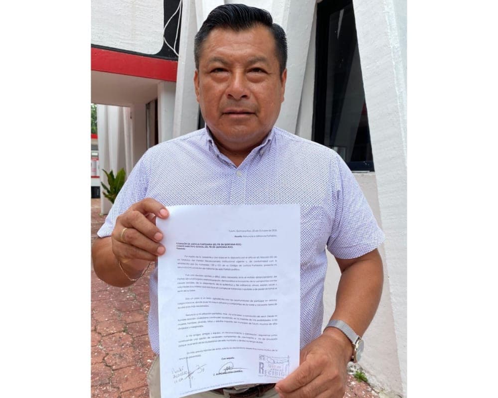 Ex edil de Tulum, Marciano Dzul, renuncia al PRI