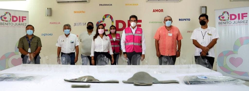 Entrega DIF de Benito Juárez donativo para que médicos de Cancún se protejan del Covid-19
