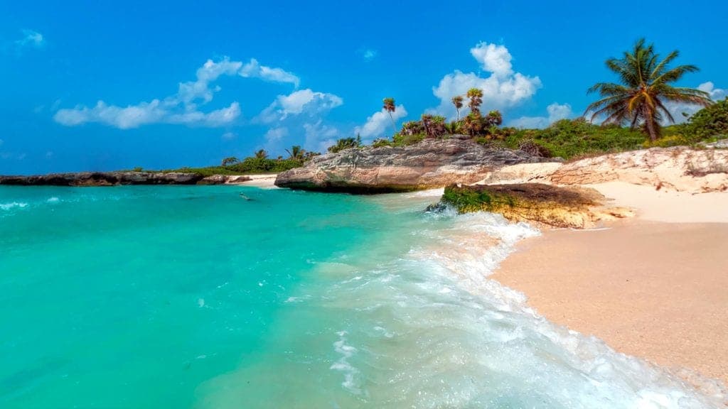 Buscan proyectos de energías renovables y más eficientes para Playa del Carmen