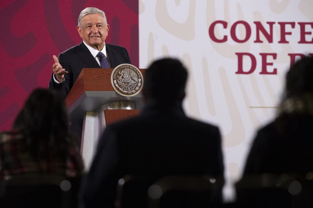 AMLO insiste al Papa Francisco en pedir disculpa pública a pueblos originarios
