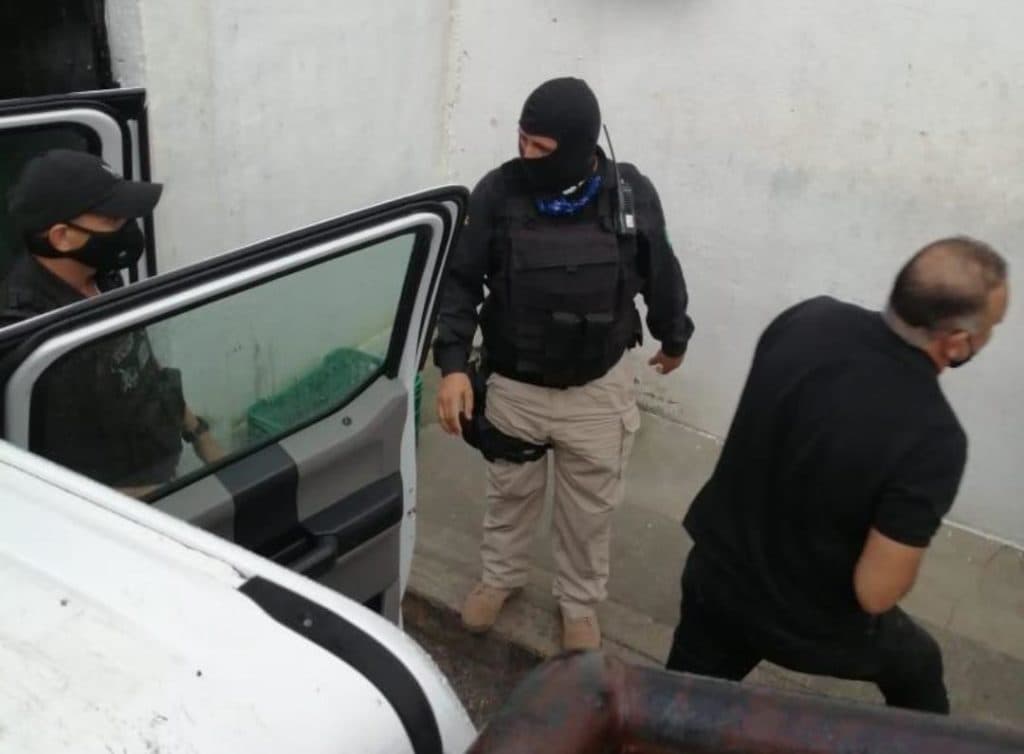 Ingresan a Carlos Mimenza al Cereso de Chetumal