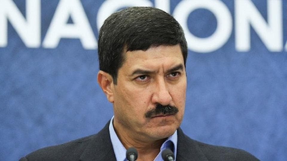 Corral es un problema para el PAN