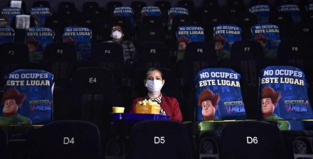 Crisis en cines mexicanos por Covid-19; 95% menos de ingresos que en 2019