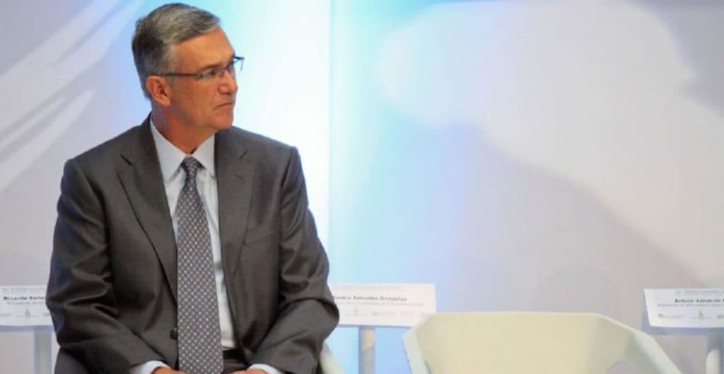 Banco de EU cerró cuentas a Ricardo Salinas por sospechas de lavado de dinero