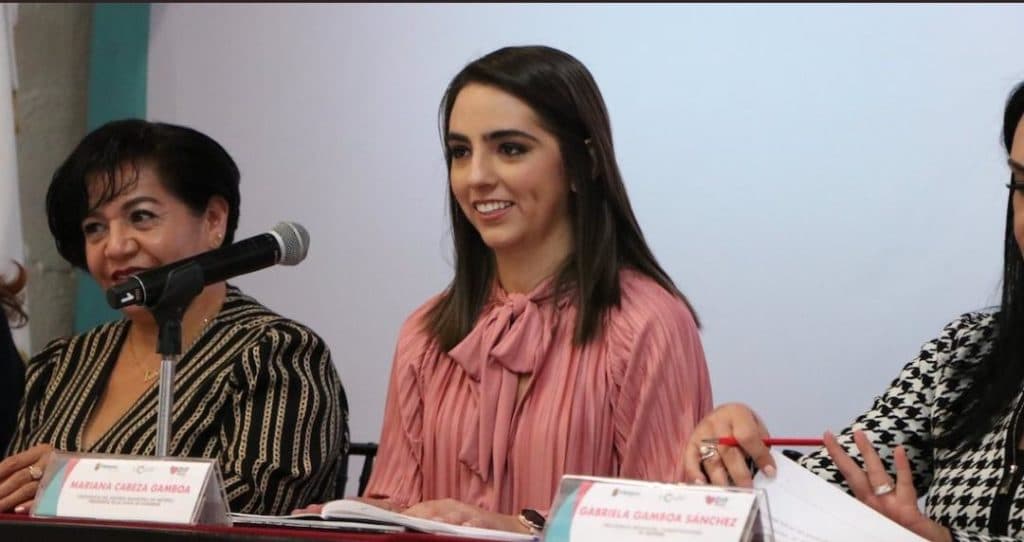 Hija de alcaldesa de Metepec, Edomex gana casi 1 mdp en el DIF