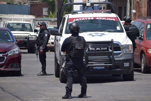 Hombre amenaza y abusa sexualmente de una adolescente en plena clase virtual