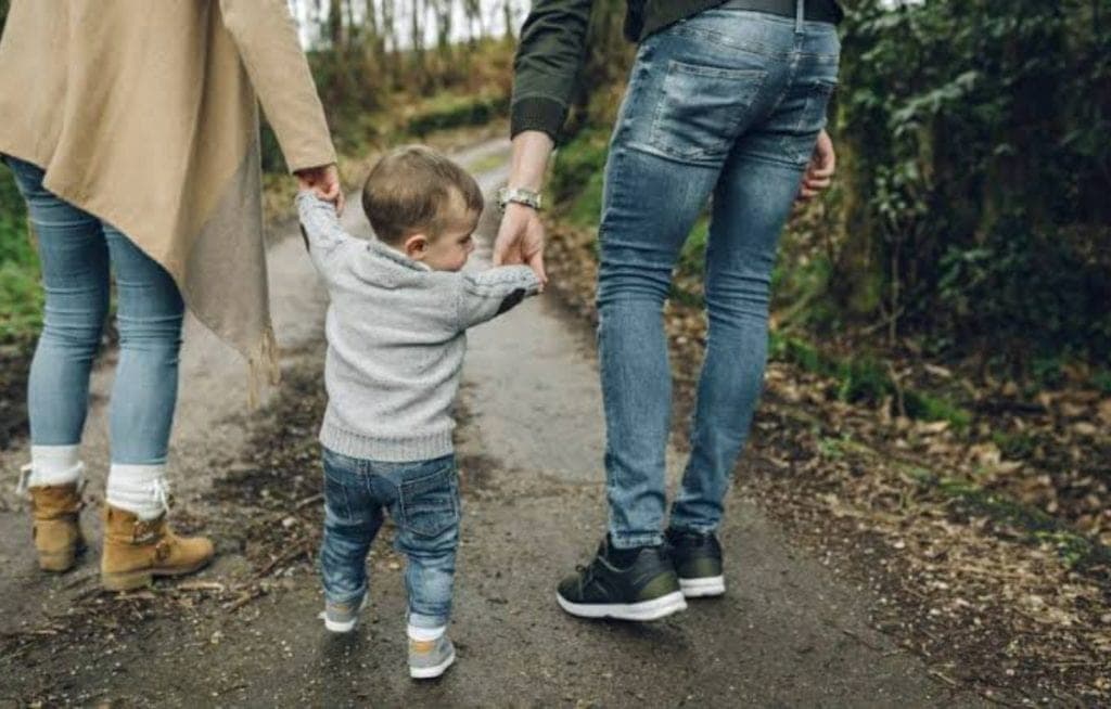 Millennials ya no quieren tener hijos por miedo al cambio climático: estudio