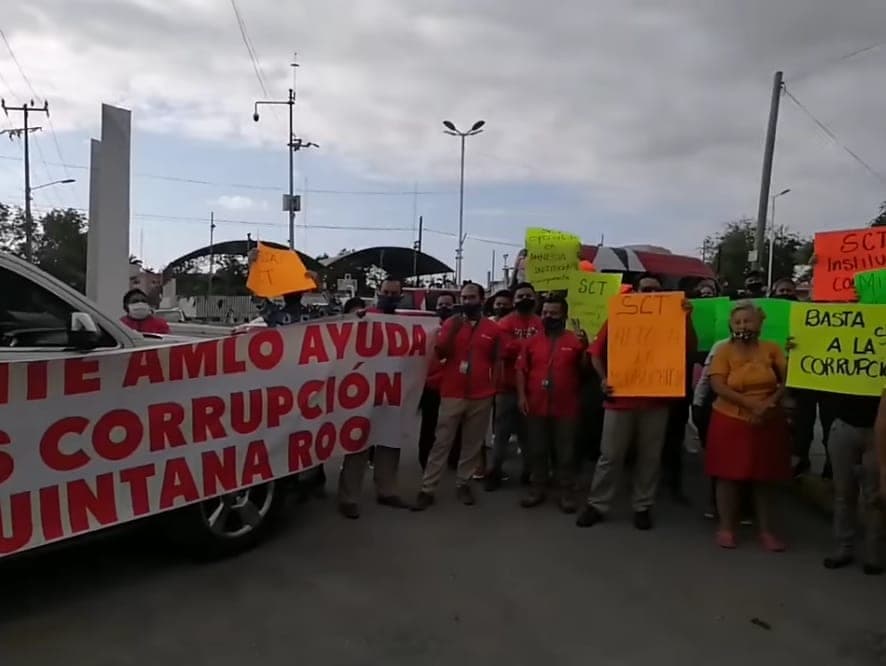 Protestan en Cancún transportistas federales y acusan corrupción de la SCT