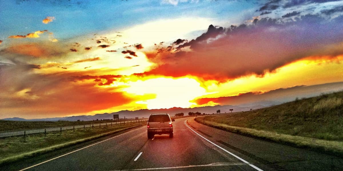 Familia playense alista viaje carretero a Tijuana; harán fletes para solventarlo