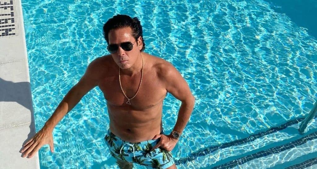 Por "una lana" puedes pasar la noche en la mansión de Roberto Palazuelos