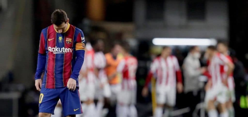 Messi, expulsado por primera vez en partido oficial con Barcelona tras agredir a rival