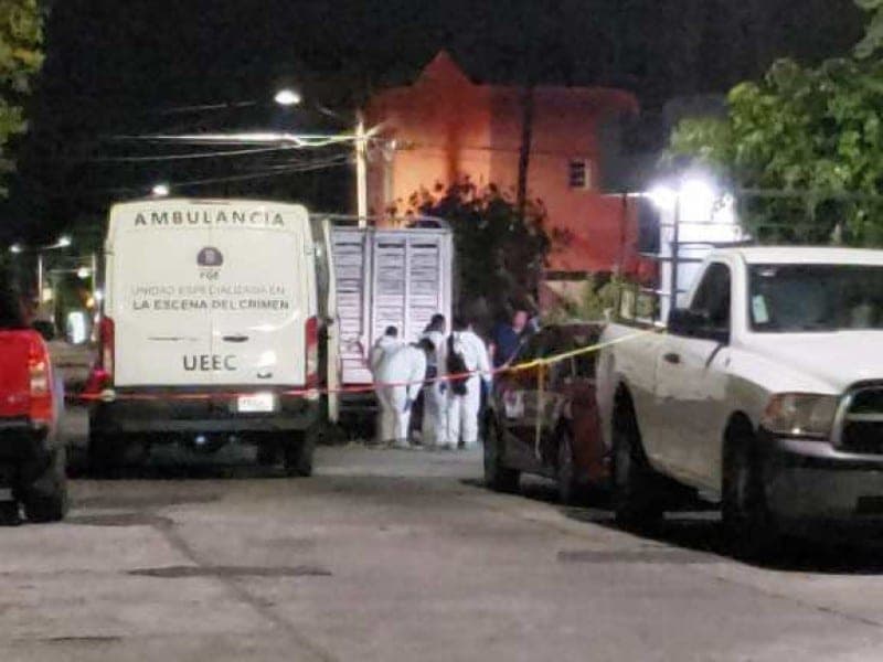 Madre asesina a su hija de 8 años con un arma blanca mientras dormía