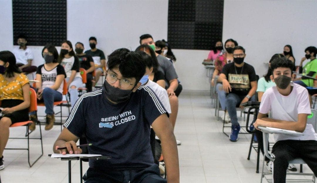 La SEP responde a escuelas privadas: el regreso a clases será en semáforo verde