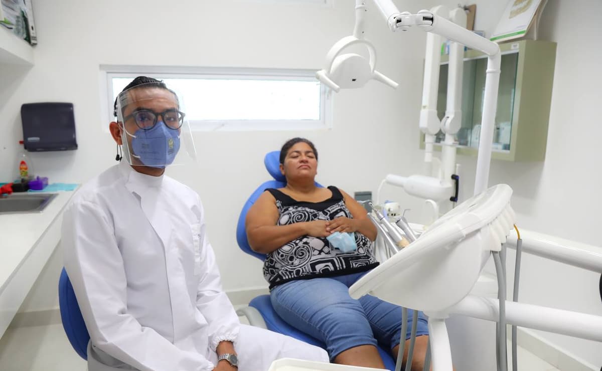 Con orden, vuelta al semáforo amarillo en Playa del Carmen