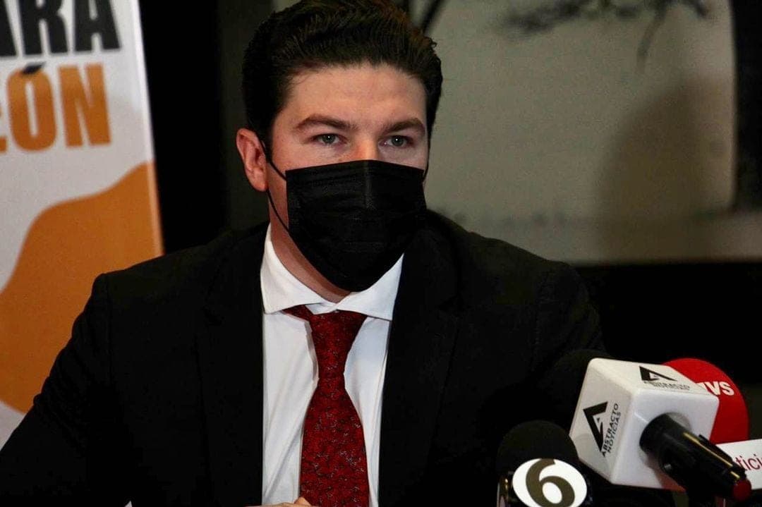 Por tener COVID, Samuel García pide la renuncia de López Gatell