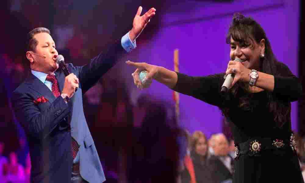 Pareja que fundó megaiglesia evangélica se disputa 120 mdd tras divorcio