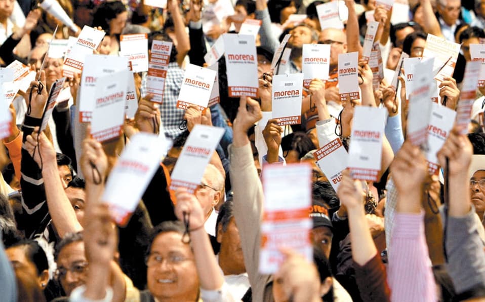 Militantes de Morena preparan marcha contra políticos ajenos al partido