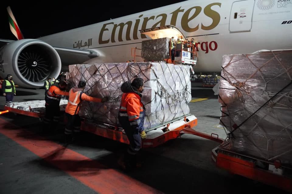 Llegan a México lotes de vacunas de AstraZeneca adquiridas en la India