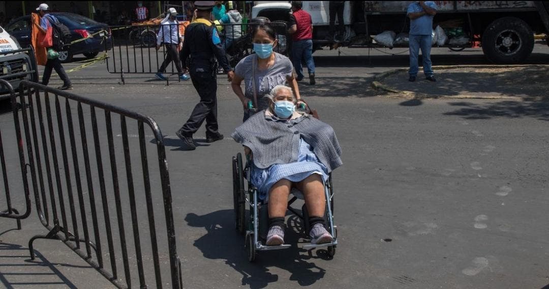 Más mujeres que hombres sufren de Covid persistente; síntomas duran hasta 10 meses