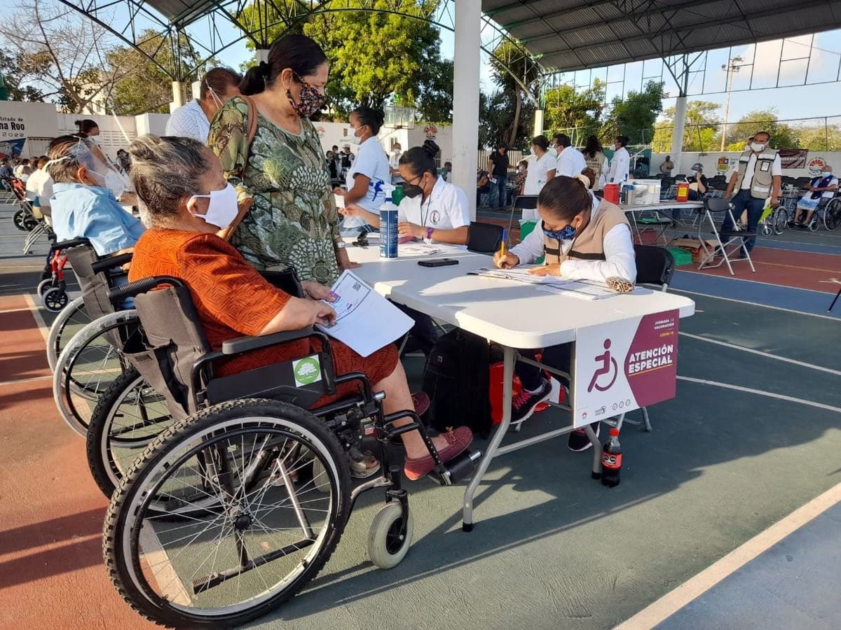 Continúan las jornadas de vacunación contra el Covid-19 con todos los protocolos sanitarios