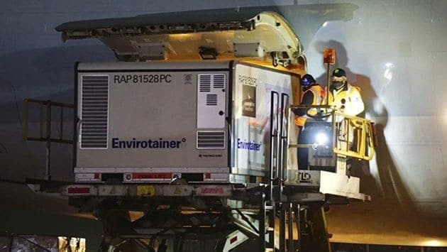 Llegan 65 mil dosis de la vacuna CanSino contra Covid-19 a México