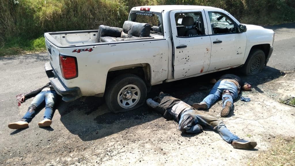 Asesinan a 13 policías emboscados en Edomex por grupos criminales