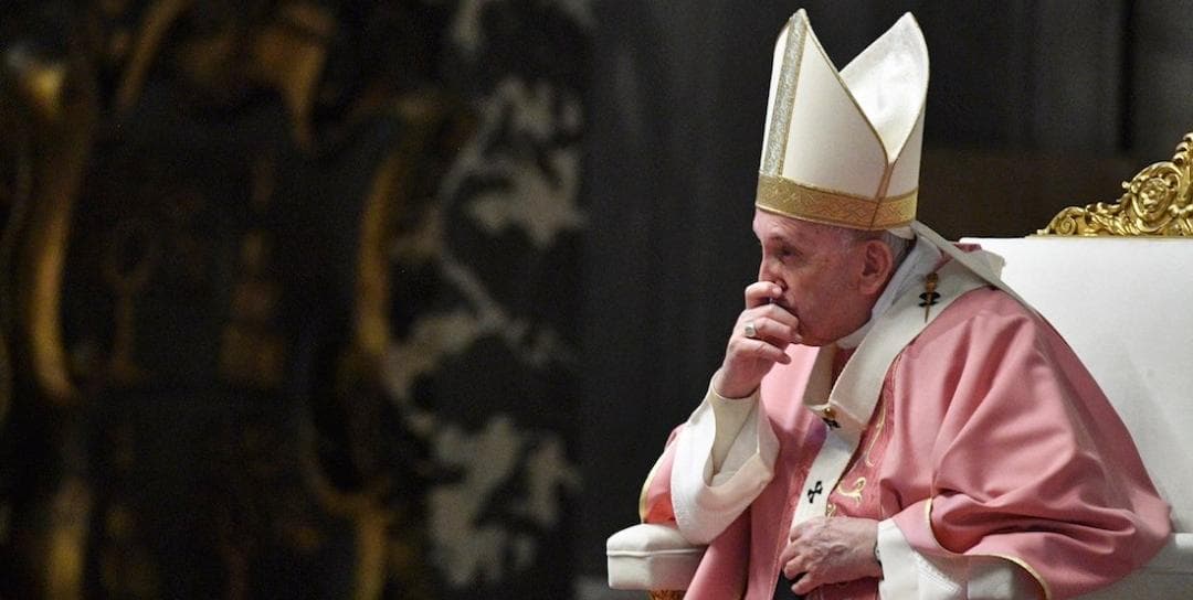 No se puede bendecir a parejas gay porque viven en el pecado: El Vaticano