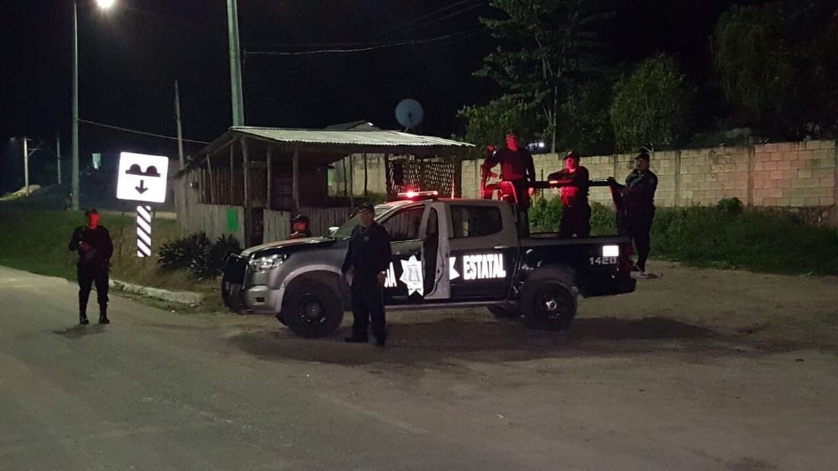 Sicarios abren fuego contra policías en la comunidad de Nicolás Bravo