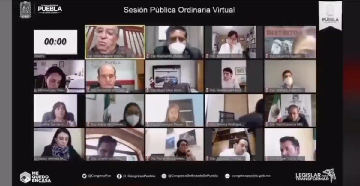 Diputado de Morena llama “esquizofrénica” a panista durante sesión del Congreso de Puebla