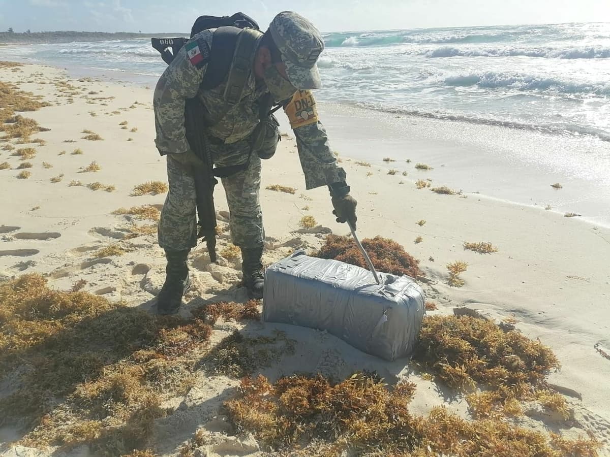 Aseguraron un paquete de 36 kilos de presunta droga en playas de Cozumel