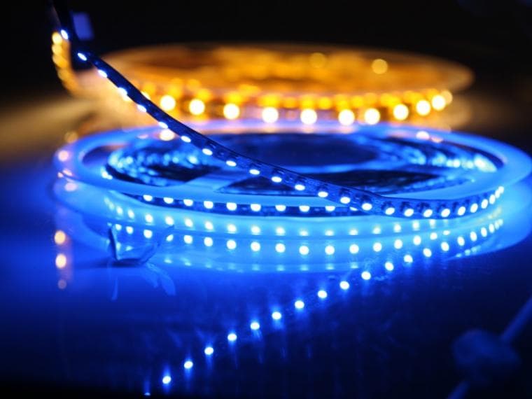 Muere científico que recibió Premio Nobel por desarrollar la luz LED