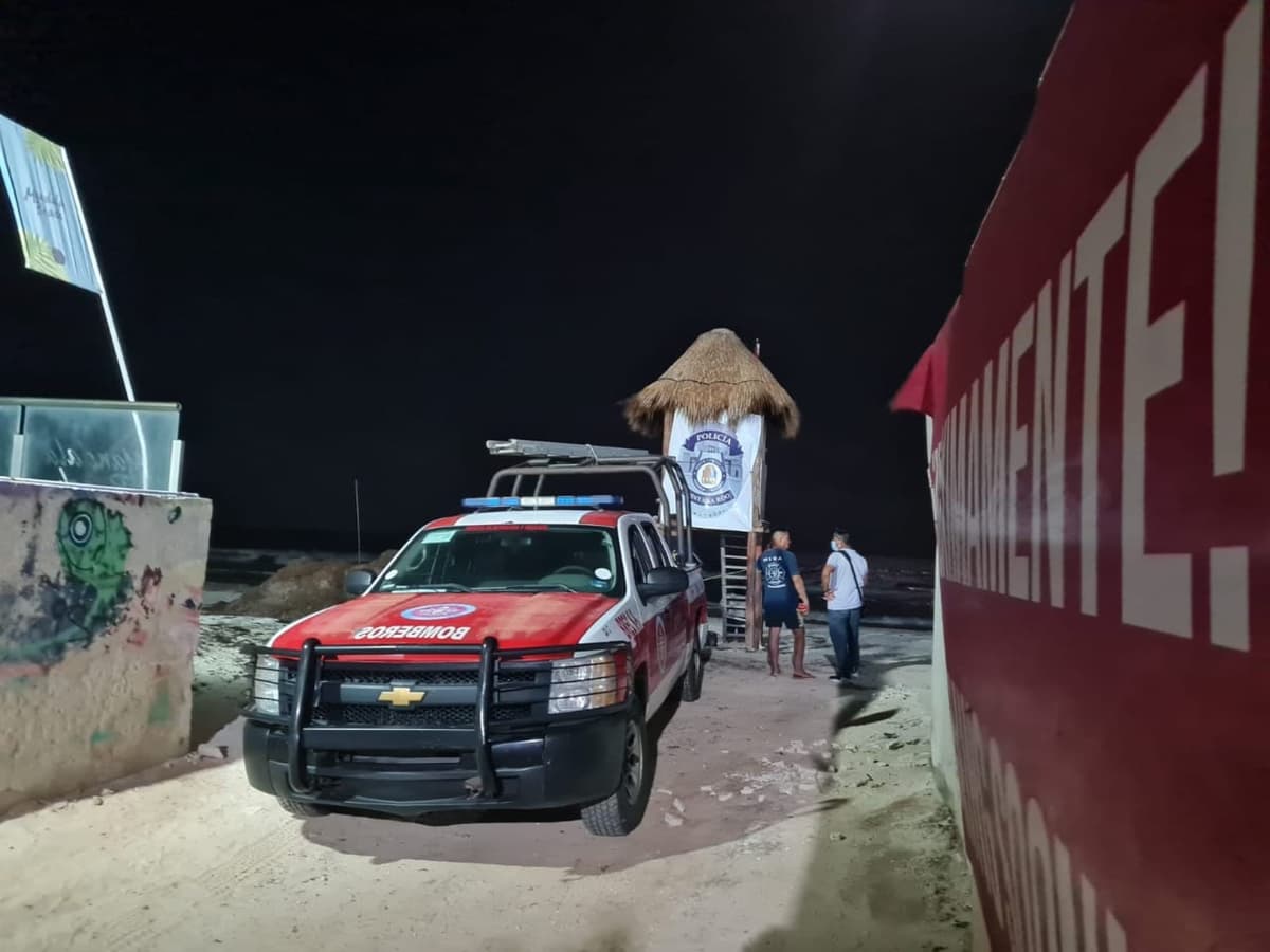 Desaparece adolescente entre las olas en playa Gaviota Azul