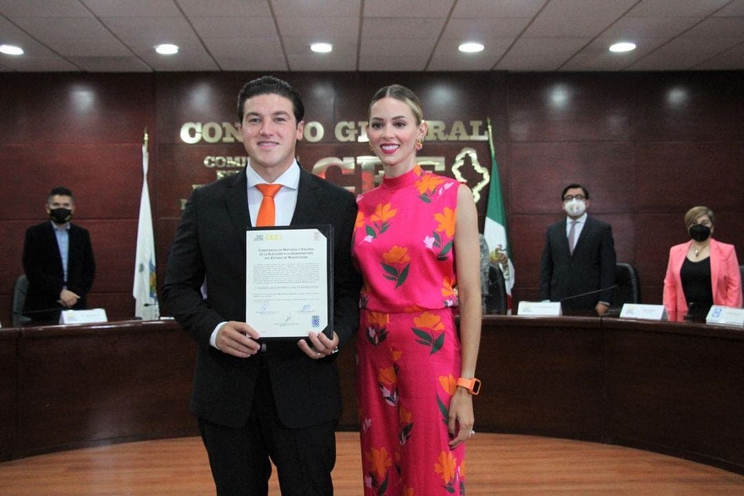 Recogen firmas para que Mariana Rodríguez sea secretaria de Economía de NL