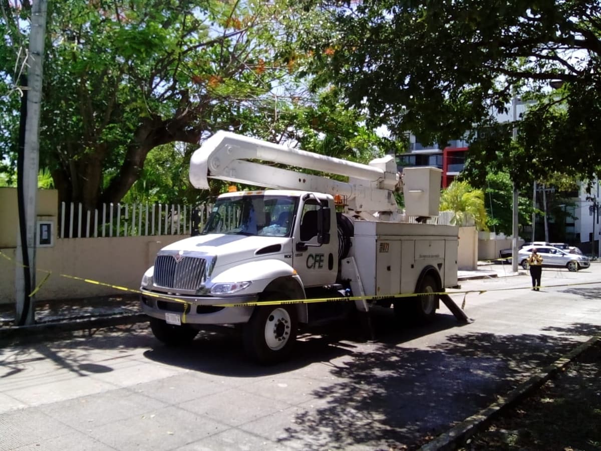 Apagón deja el Palacio Municipal de Cancún y la SM 5 a oscuras