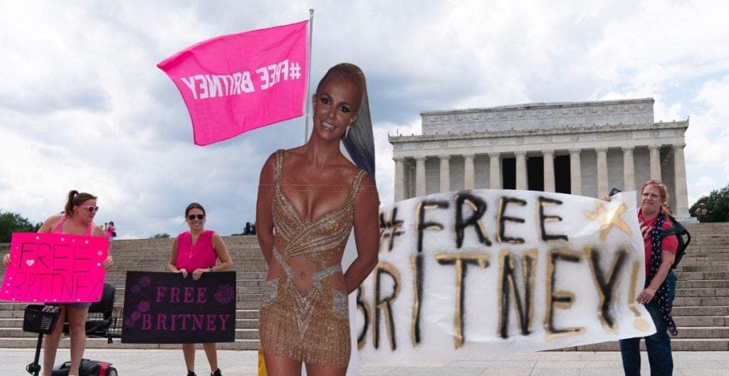 Caso de Britney Spears impulsa iniciativa de ley sobre tutelas legales en Estados Unidos