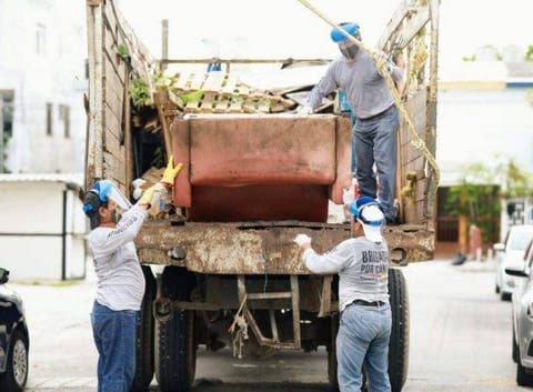 Cancún promueve cuidado del medio a través de jornadas de descacharrización