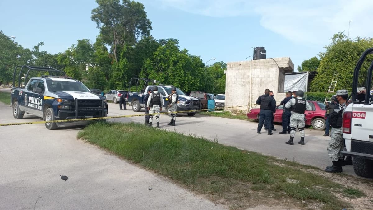 Acribillan a dos hombres en taller mecánico de Tulum
